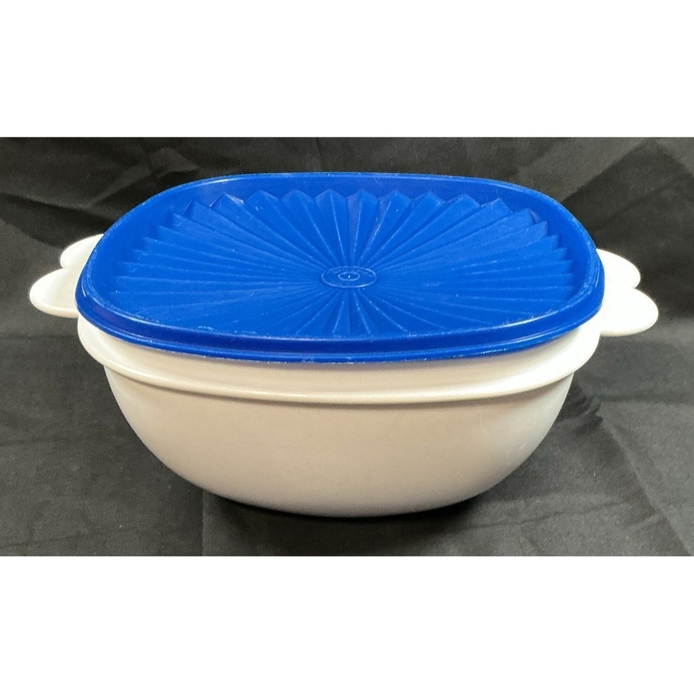 Vintage Tupperware Servalier 13 Cup 3L Bowl White Blue Lid Instant Seal 2510